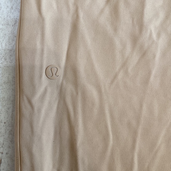 LuluLemon Joggers - Picture 4 of 5